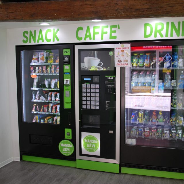 https://twistngovending.com/wp-content/uploads/2025/01/Ferrara_vending_machine_2015_01-640x640.jpg